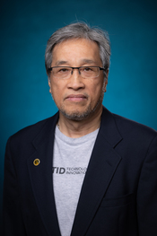 Professor Thuy T. Le